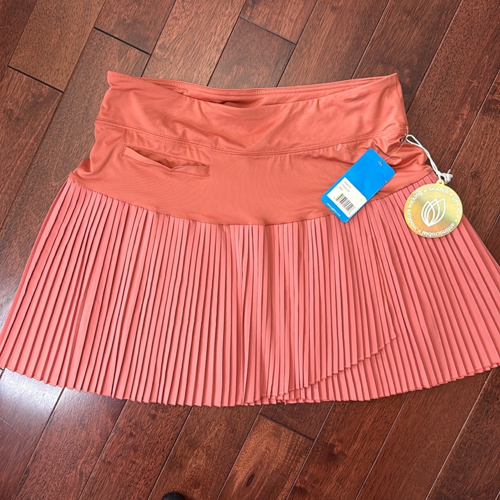 GGBlue Pleated Coral Skort NWT